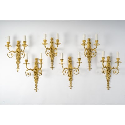 Suite de six appliques de style Louis XVI. XIXème siècle.